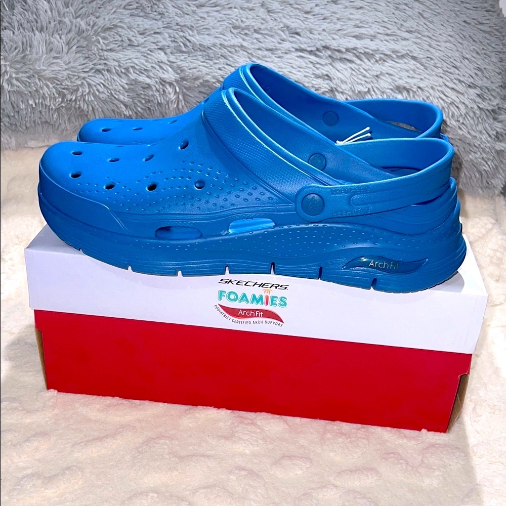 Skechers Men’s Blue Valiant Foamies Arch Fit Sandals Clogs Shoes Size 13 “NIB”